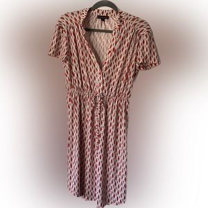 Women’s short sleeve orange and white size 6 dress